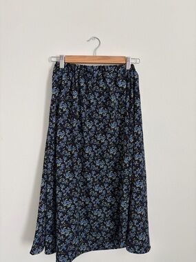 Dazy Blue Floral A-Line Midi Skirt